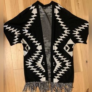Wide short sleeved cardigan. Excellent condition